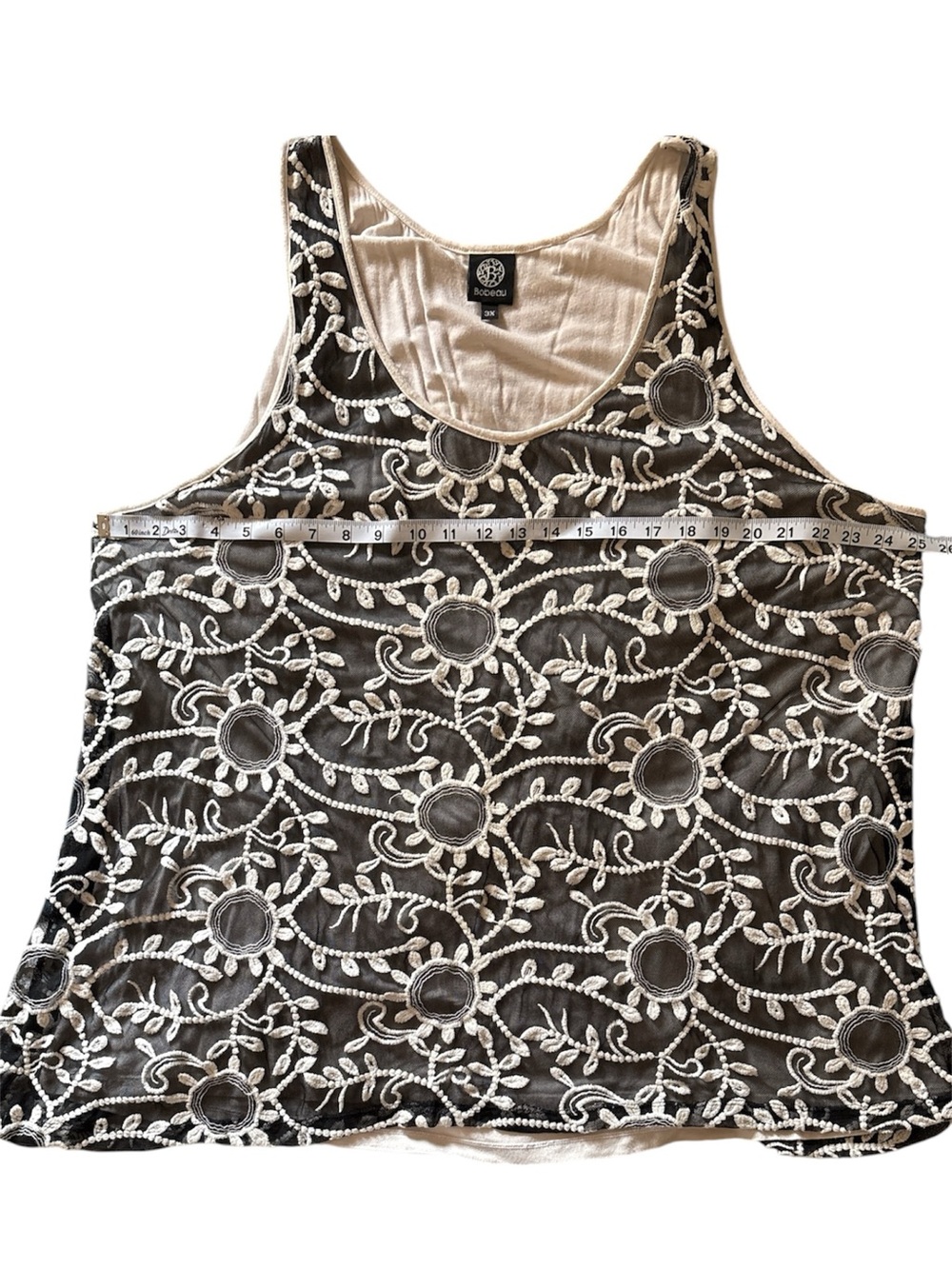 Bobeau 3X Black and Cream Embroidered Mesh Floral Sleeveless Tank Top Plus Size - Picture 4 of 5